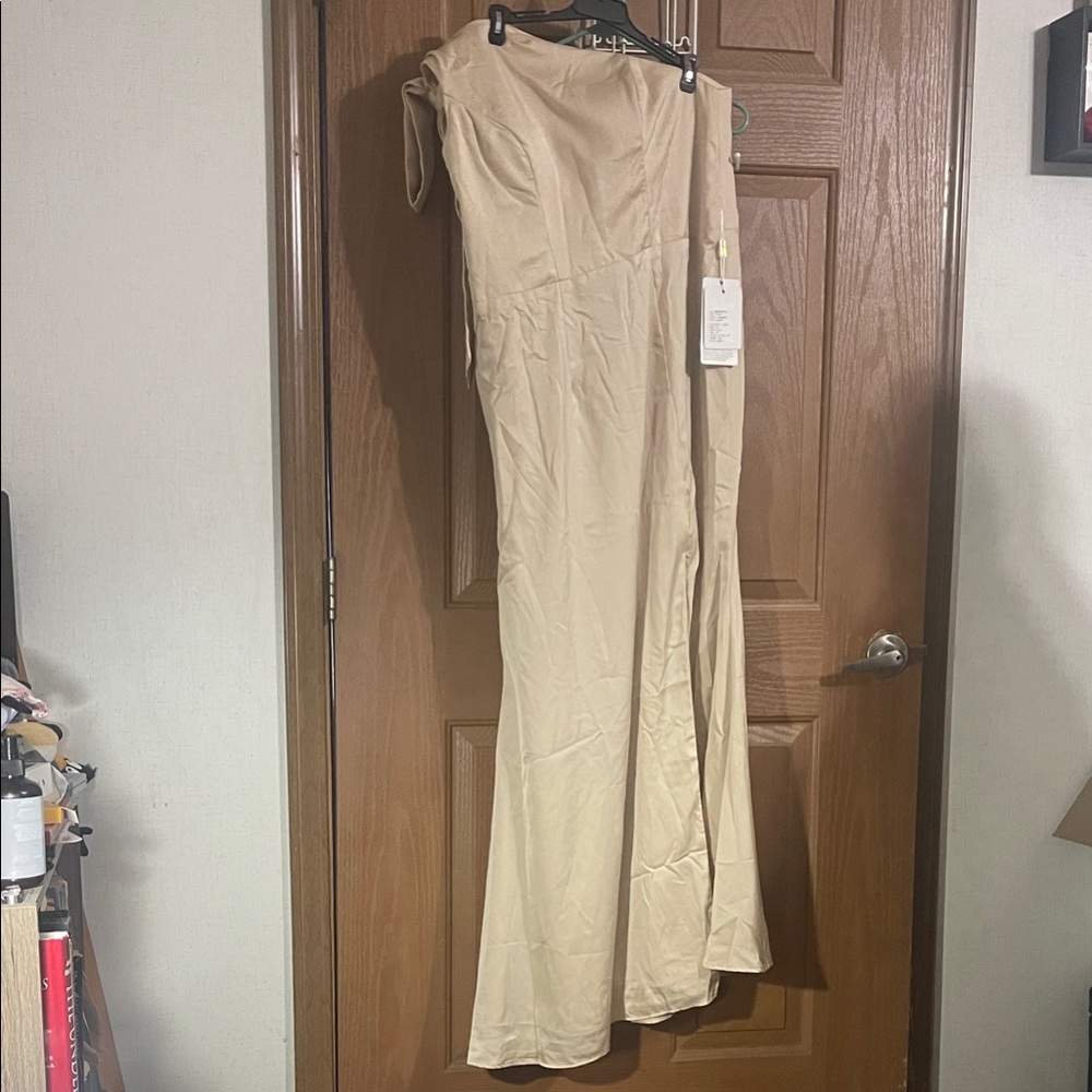 Elegant One Shoulder Beige Dress